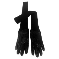 Alexander McQueen Handschuhe aus Leder in Schwarz