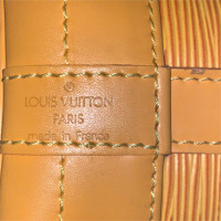 Louis Vuitton Sac Noé in Geel