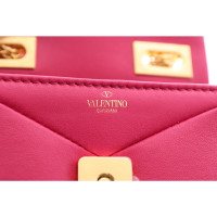 Valentino Garavani One Stud Bag aus Leder in Rosa / Pink