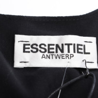 Essentiel Antwerp Kleid aus Viskose in Schwarz