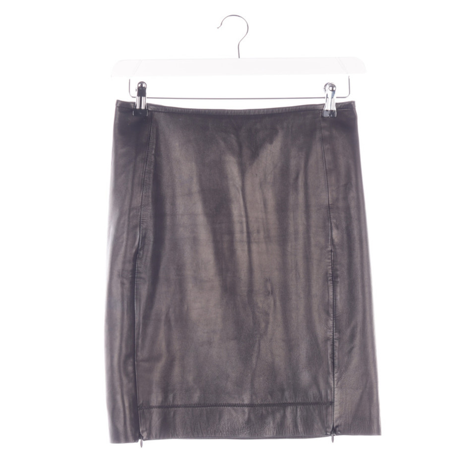 Diane Von Furstenberg Skirt Leather in Black