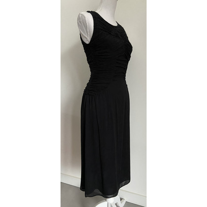 Burberry Kleid aus Seide in Schwarz