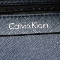 Calvin Klein Handtasche aus Leder in Blau