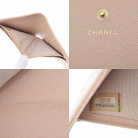Chanel Chanel 19 aus Leder in Beige