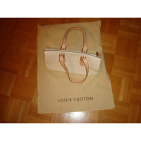 Louis Vuitton Rosewood Avenue Monogram Vernis