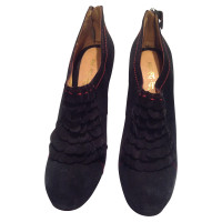 Derek Lam Pumps/Peeptoes aus Wildleder in Schwarz