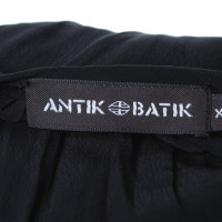 Antik Batik top in dark blue