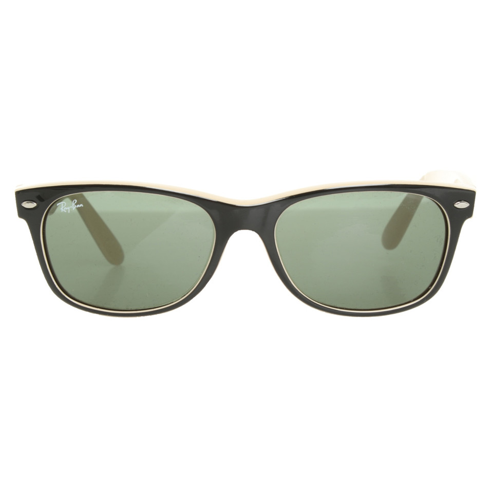 Ray Ban Sunglasses in Black