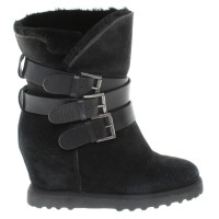 Ash Black lamsvel ankle boots