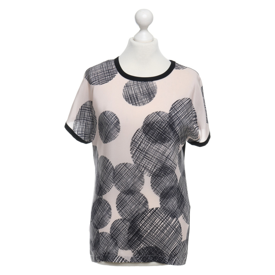 Strenesse top with pattern