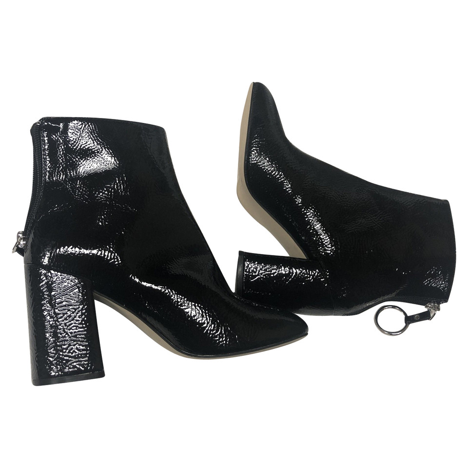Steve Madden Ankle boots Patent leather in Black