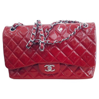 Chanel Classic Flap Bag Jumbo aus Lackleder in Rot