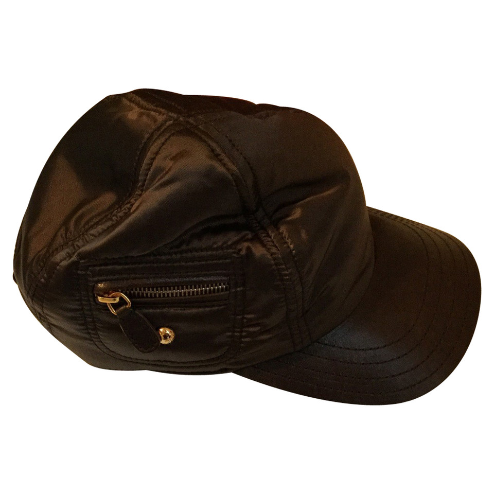 Tod's Cap in braunem Satin