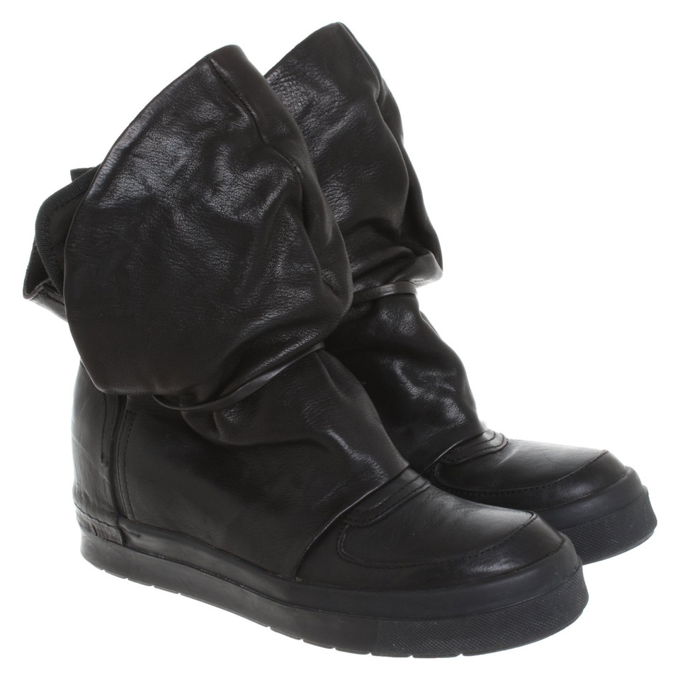 Cinzia Araia Boots Leather in Black