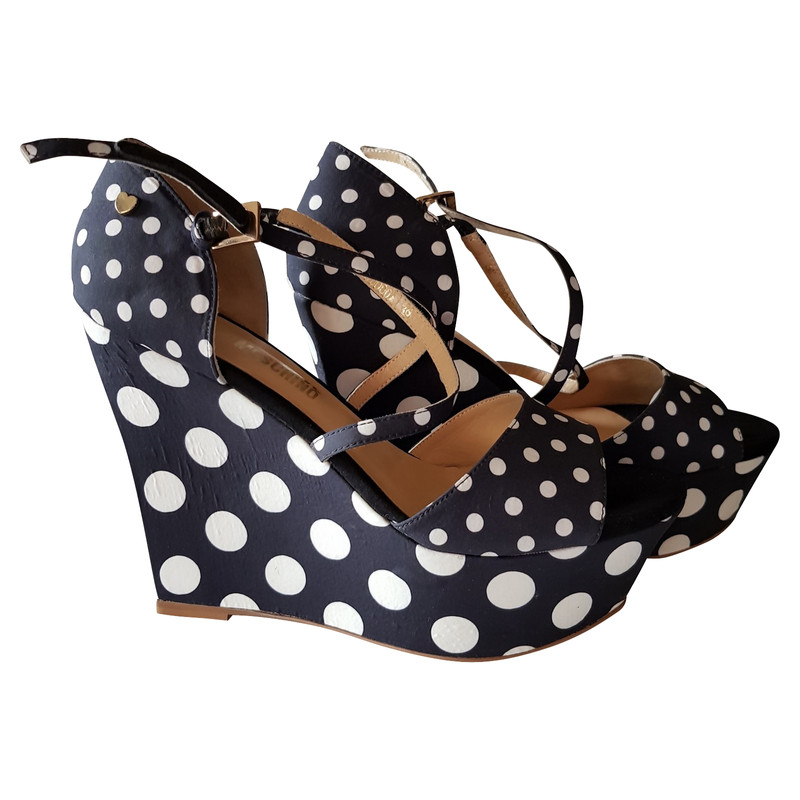 Moschino Love wedges - Second Hand 