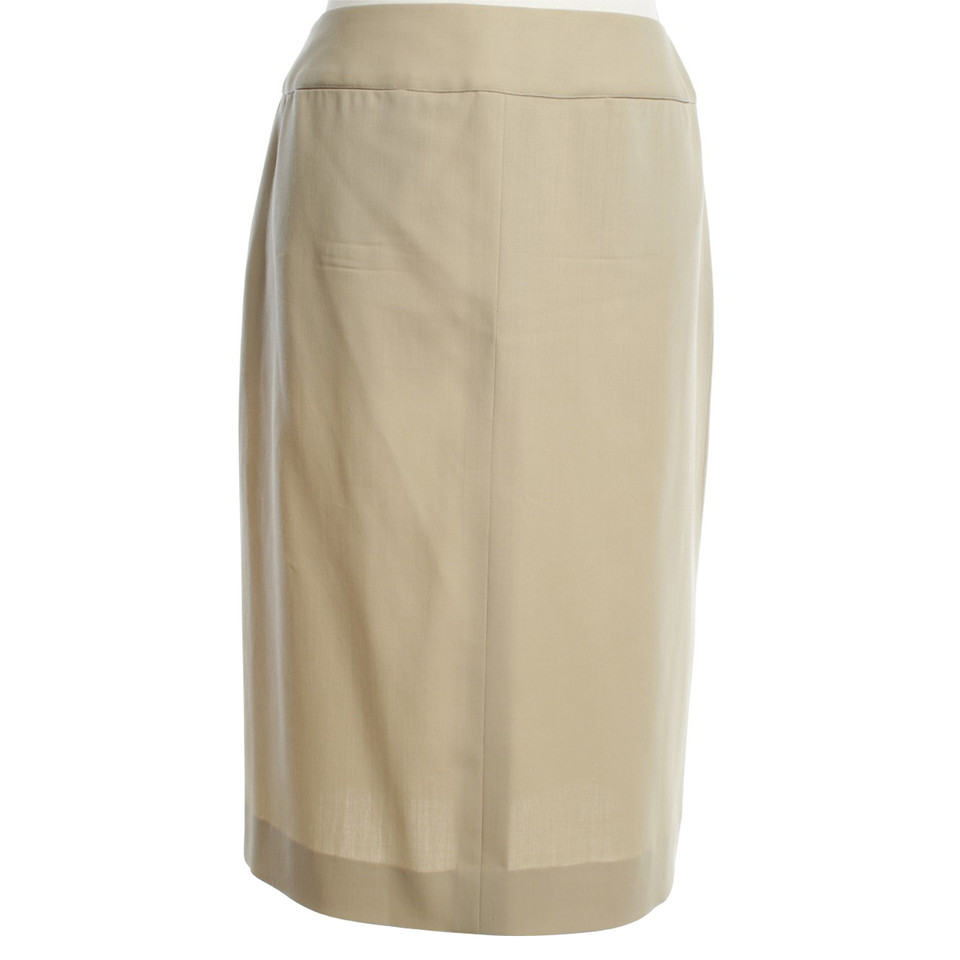 Chanel skirt in beige