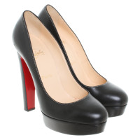 Christian Louboutin Pumps/Peeptoes aus Leder in Schwarz