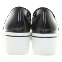 Stella McCartney Plateau-loafer in zwart