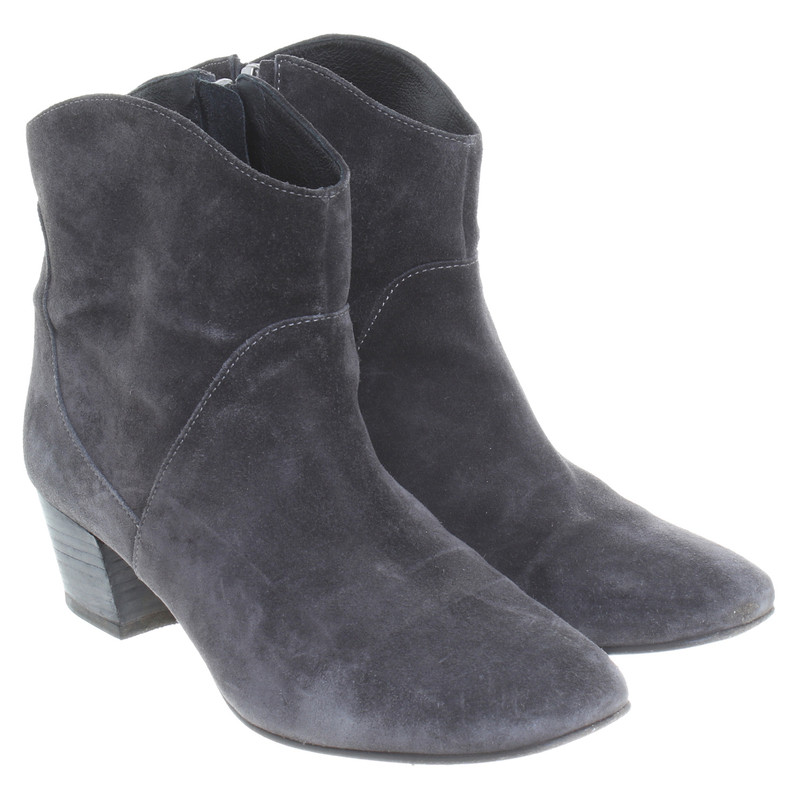 Closed Ankle boots in grey