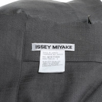 Issey Miyake Vestito di grigio
