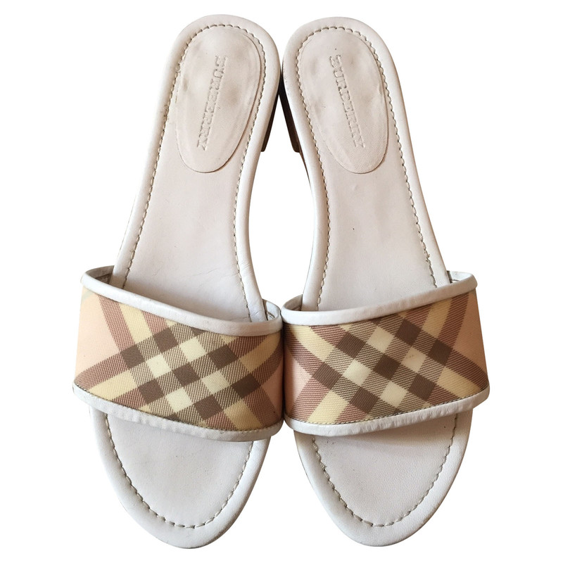 Burberry Sandals Leather in White 