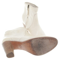 N.D.C. Made By Hand Stiefeletten in Creme