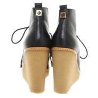 Tory Burch Wedges in Blauw