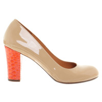 Chie Mihara pumps in vernice