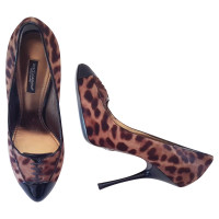 Dolce & Gabbana Animal print pony style skin heels