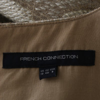 French Connection Robe beige / or / argent