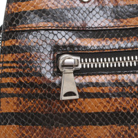 Proenza Schouler Borsa in look rettile