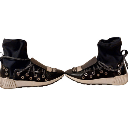 Sergio Rossi Chaussures à lacets en Noir