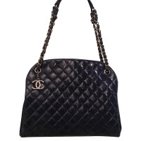 Chanel shoulder bag