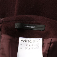 Windsor Skirt in Bordeaux