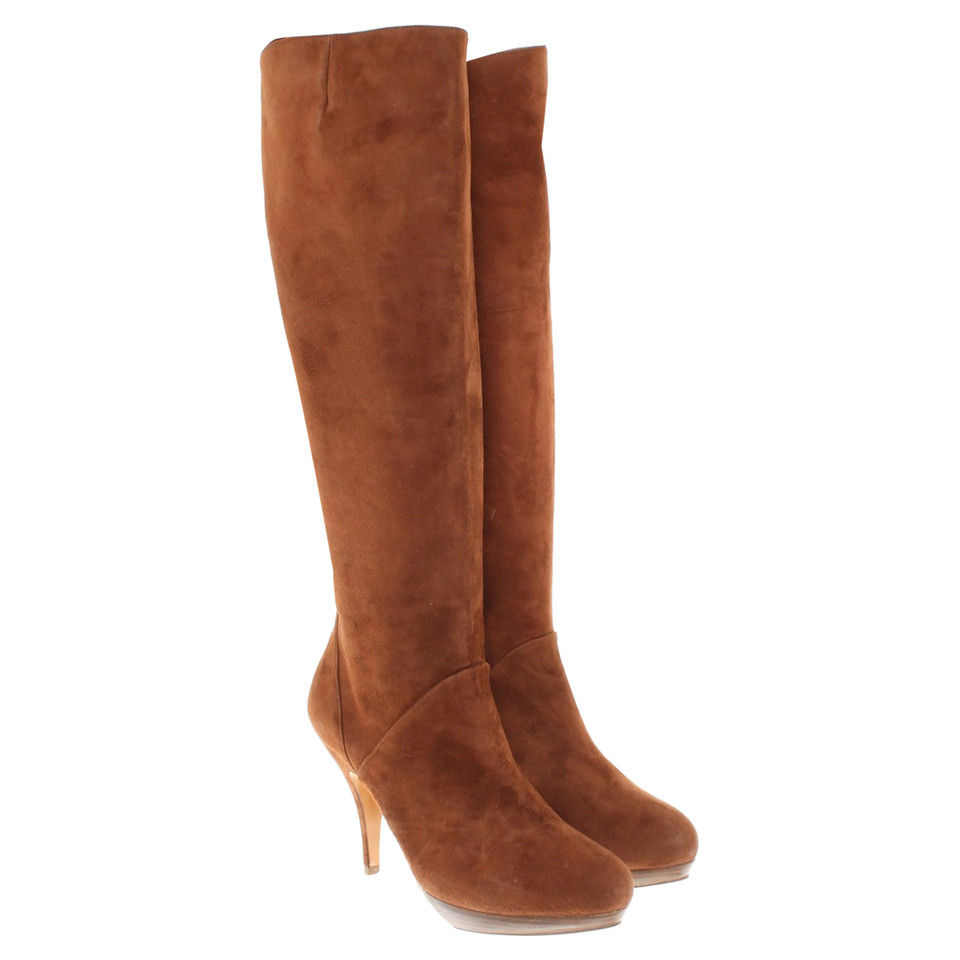 Pura Lopez Boots in brown