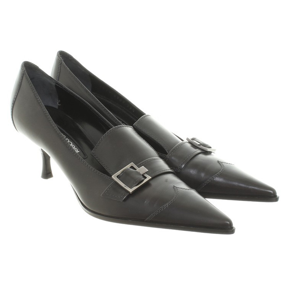 Sergio Rossi pumps made of leather