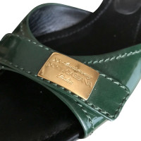 Dolce & Gabbana Sandalen aus Lackleder in Grün