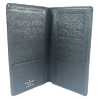Louis Vuitton Credit Card Holder Taiga Leather