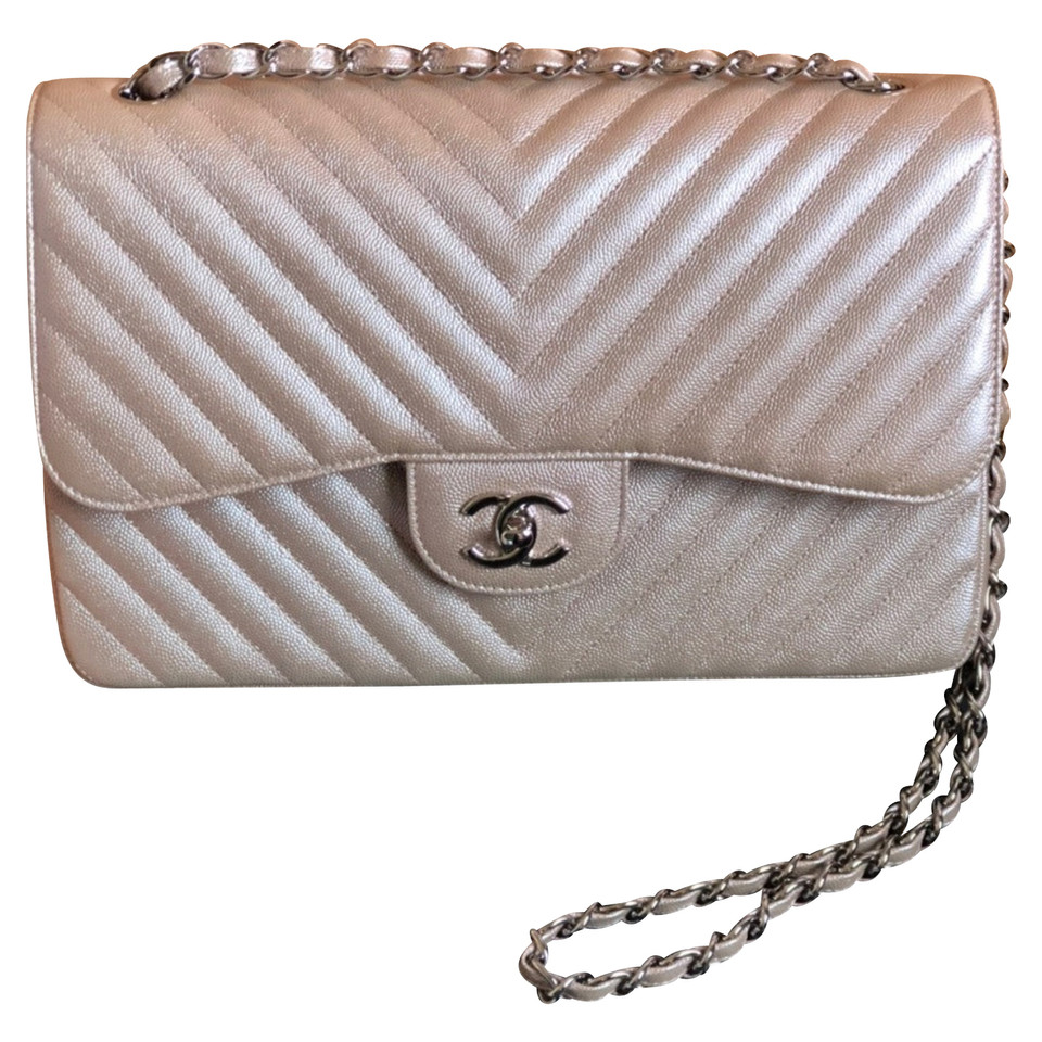 Chanel Classic Flap Bag in Pelle in Crema