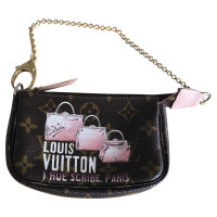 Louis Vuitton "Mini Pochette Accessories Monogram Canvas" Ltd.