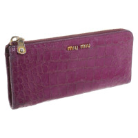 Miu Miu Täschchen/Portemonnaie aus Leder in Violett