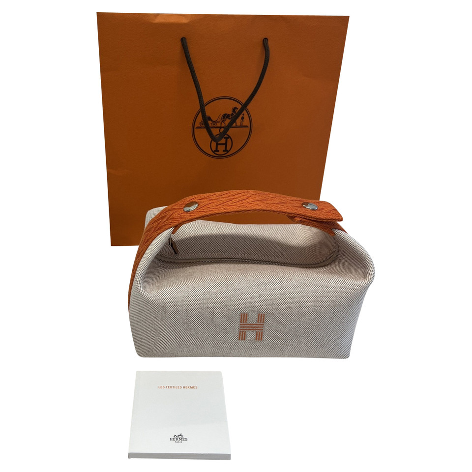 Hermès Clutch Bag Cotton in Beige