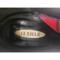 Le Silla  Pumps/Peeptoes aus Leder in Schwarz