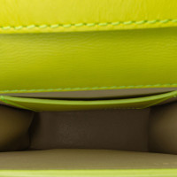 Givenchy Umhängetasche aus Leder in Gelb