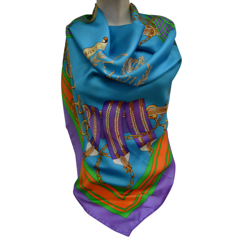 Ralph Lauren Silk scarf with pattern