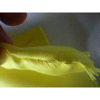 Jean Patou Schal/Tuch aus Seide in Gelb