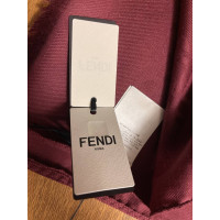 Fendi Scarf/Shawl Wool in Bordeaux