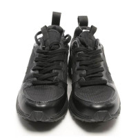 Veja Sneakers aus Leder in Schwarz