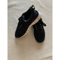 A.P.C. Trainers Canvas in Black