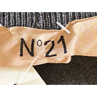 No. 21 Knitwear Wool in Grey